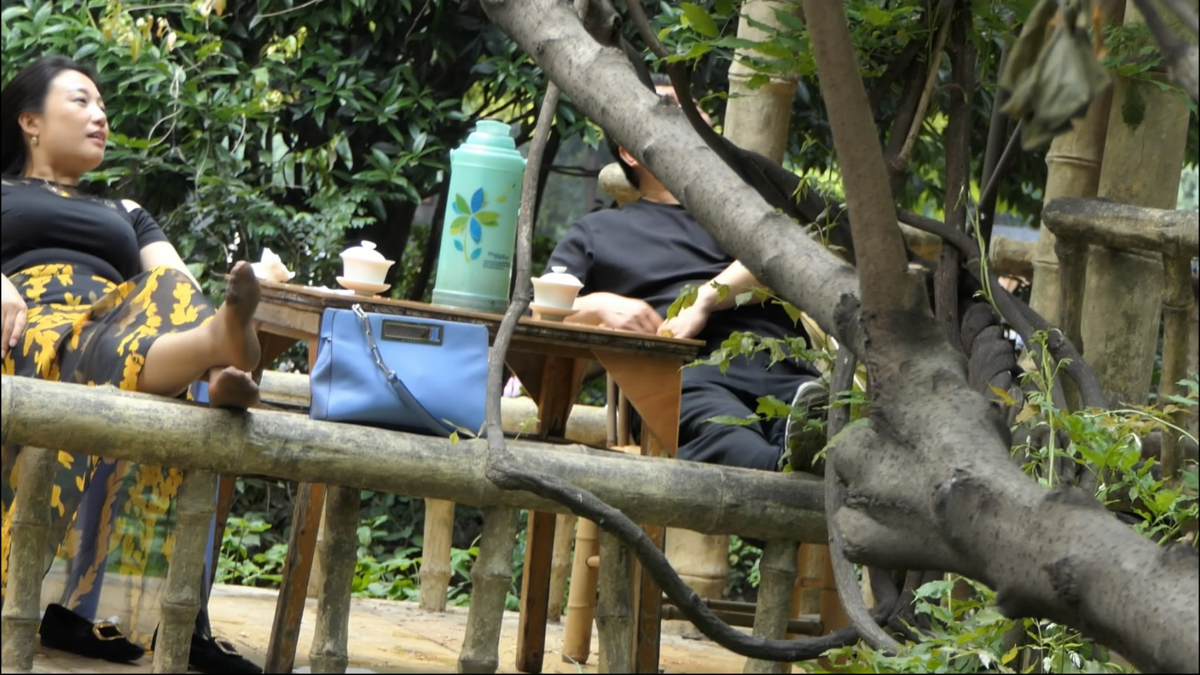 streetsnapnylon[00 00 35][20181208 233910 5]